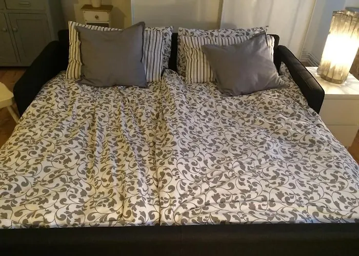 Jill&Jade\'S Apartment